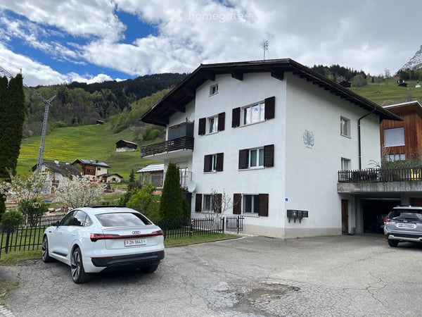 2,5 Zimmer Wohnung im 2. Stock in Rabius 1
