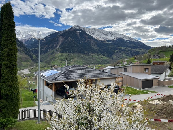 2,5 Zimmer Wohnung im 2. Stock in Rabius 5