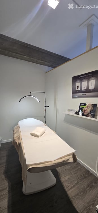 CABINA PROFESSIONALE IN SUBAFFITTO  PARADISO (TI) 2