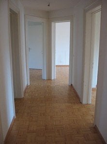Zu vermieten: Helle und moderne 1.5-Zimmer-Wohnung mit Veran 4