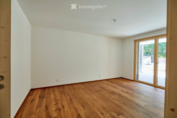 1.5 Zimmer Wohnung Parterre 4