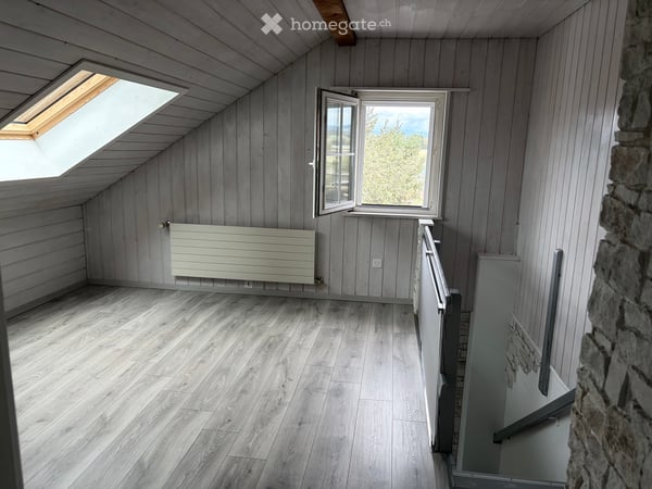 4.5 Zimmer Duplex-Haus mit grossem Garten 4
