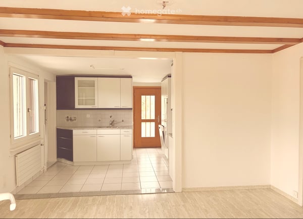 4.5 Zimmer Duplex-Haus mit grossem Garten 2