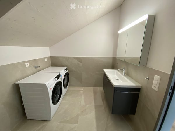 3.5-Zimmer Neubau Maisonette-Dachwohnung m. grosser Terrasse 5