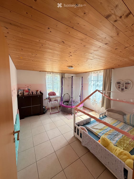 3.5-Zimmer Wohnung in Necker mit Balkon 2
