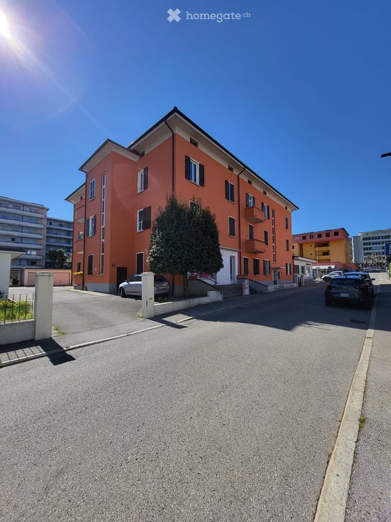 Bell'appartamento di 2 locali a Chiasso 5