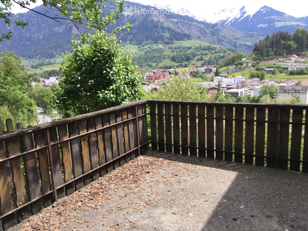 3 1/2 Zimmer Wohnung mit toller Aussicht 2