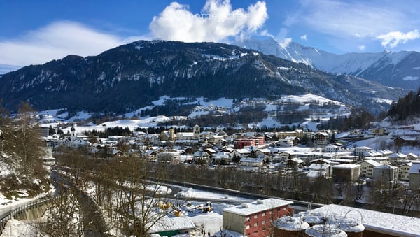 3 1/2 Zimmer Wohnung mit toller Aussicht 1