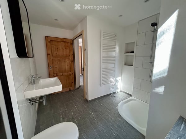 1.5 Zimmer Wohnung Liebevoll renovierte Altbauwohnung 3