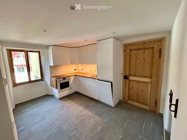 1.5 Zimmer Wohnung Liebevoll renovierte Altbauwohnung 2