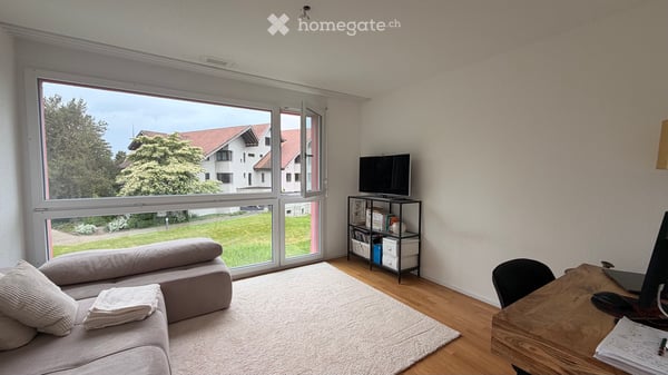 Ab 01.11. SONNIGE RUHIGE 2.5-Zimmer Wohnung 5