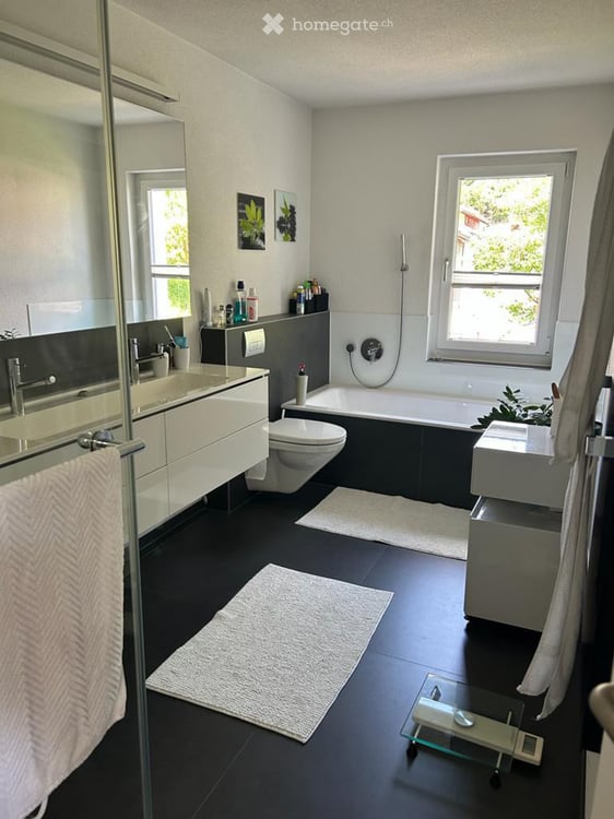 4.5-Zimmer REFH an zentraler und ruhiger Lage 4