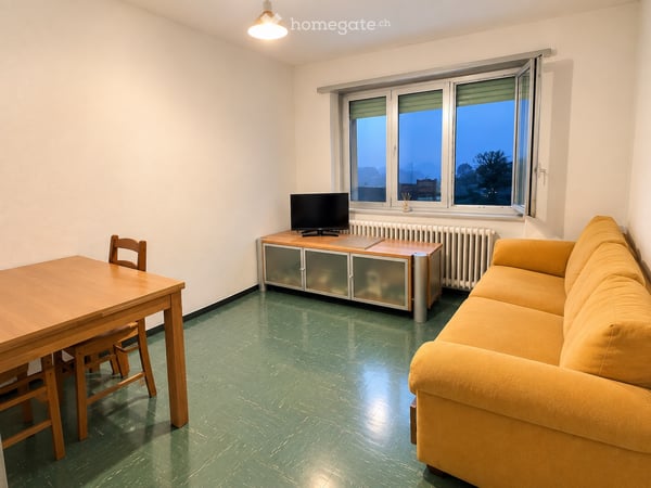 Cercasi subentrante appartamento 4 locali 1
