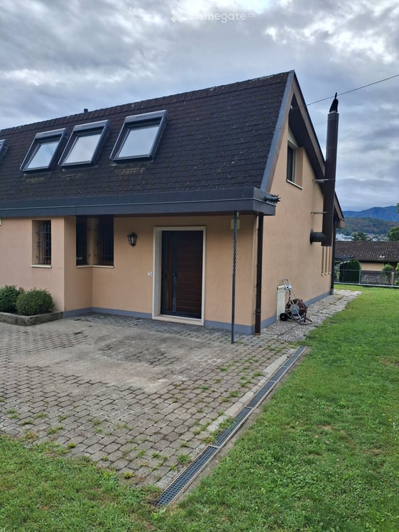 Casa contigua 4,5 locali 2