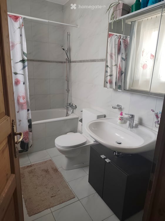 Chalet im Dorf 4