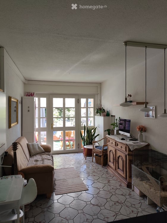 Chalet im Dorf 2