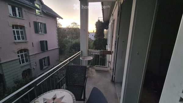 Schönes Zimmer in 2er-WG in Top Lage 5