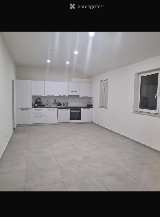 Haus mit Restaurant und Bar zu vermieten 1