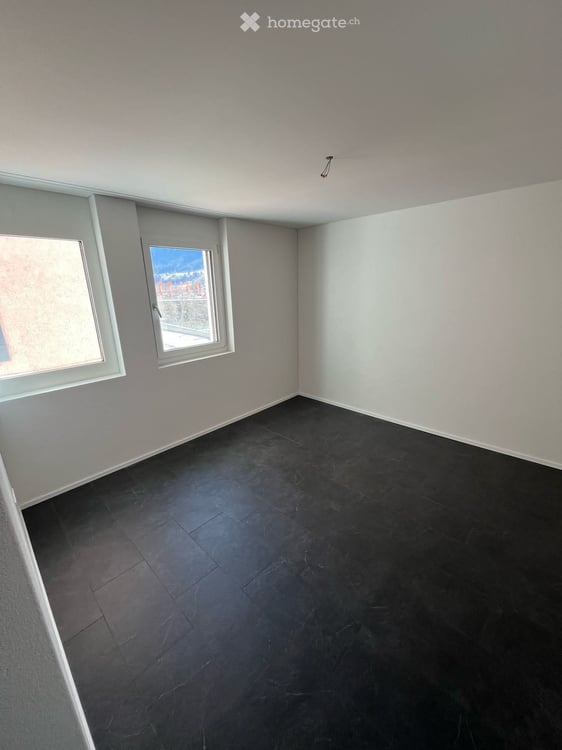 Moderne 4.5 Zimmer Wohnung in zentraler Lage 4