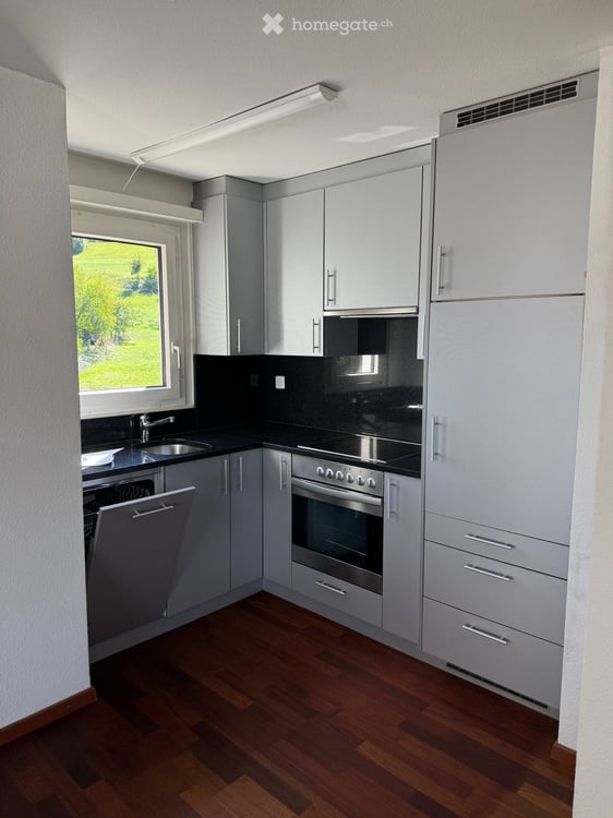2-Room Apartment Zurich | Near ETH Hönggerberg | Temporary 3