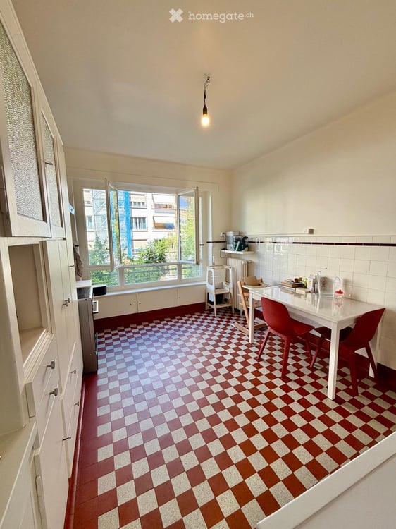 Lease takeover - 3.5 piece - Champel - 4670 CHF/ month 4