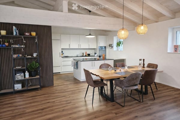 Exklusive 2.5-Zimmer-Wohnung in Ermensee mit Bergblick 1