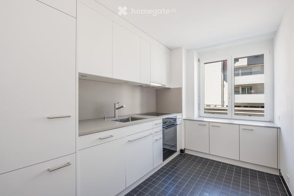 Wohnungsübernahme zentrale 4Z + Garage 2