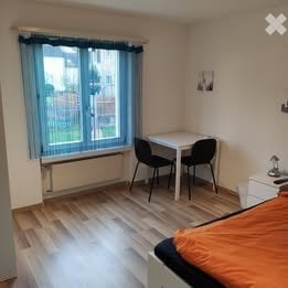 Möbliertes Zimmer 2