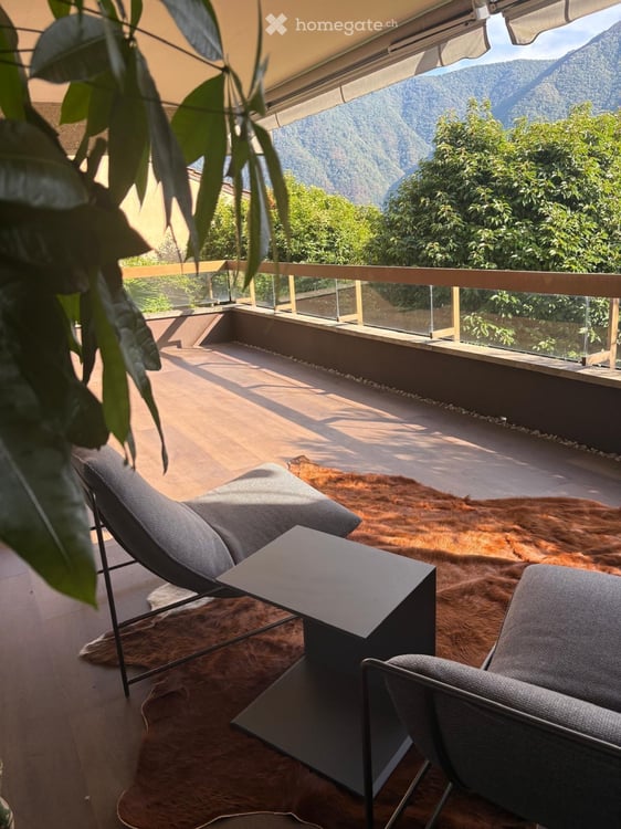 1,5 vista lago completamente ristrutturato 4