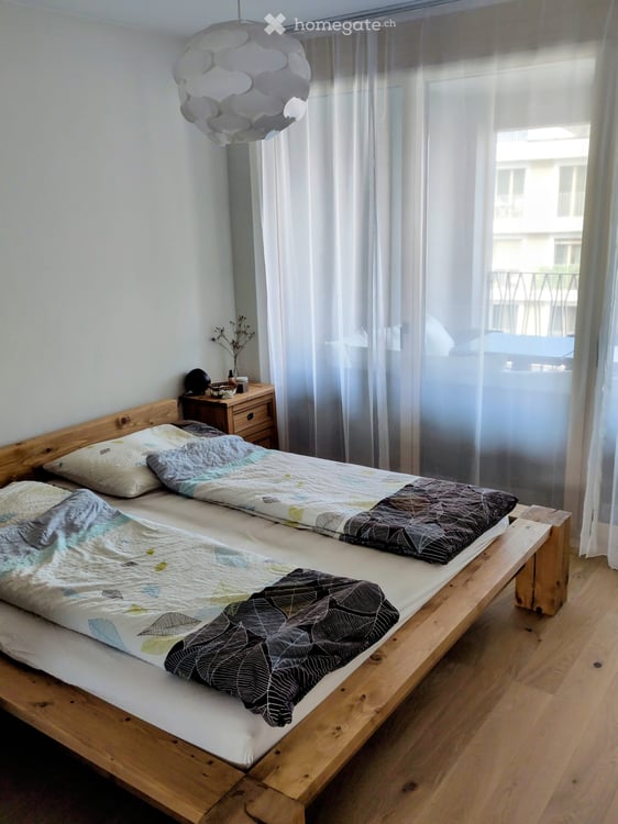 Helle, grosszügige 2,5-Zimmer-Attika-Wohnung 4