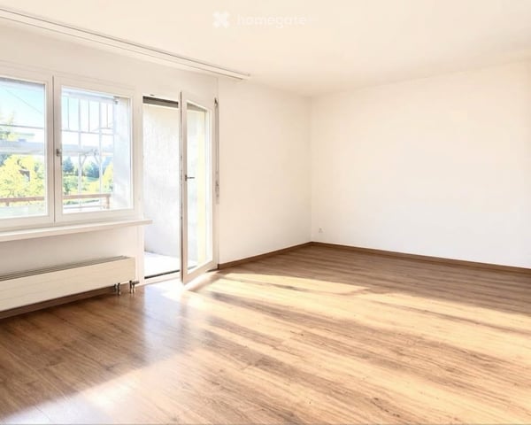 Erstbezug nach Totalsanierung 2.5-Zimmer-Wohnung 1