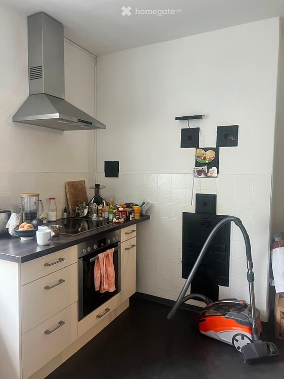 Wunderschöne, helle Altbauwohnung an zentraler Lage 3