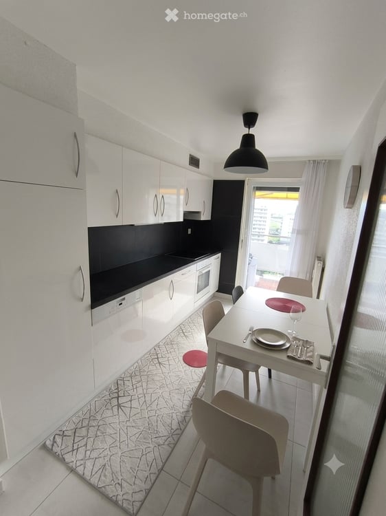 APPARTEMENT 3.5 PIÈCES À LOUER REPRISE DE BAIL À YVERDON 3