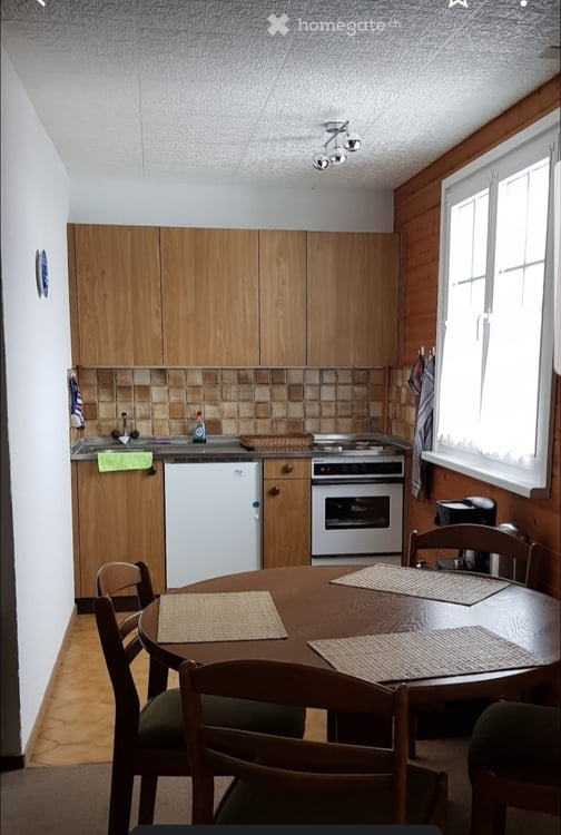 2.5 Zimmerwohnung in Chalet ab 1.Jan.27 4