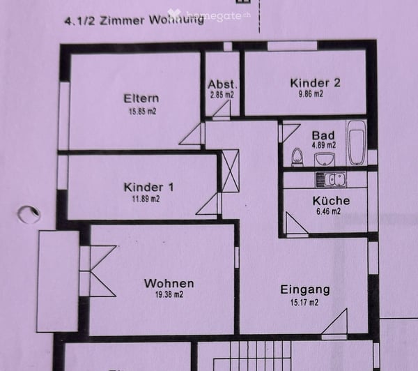 Schöne 2.5 Zimmerwohnung zu Vermieten im Hochpartere 2