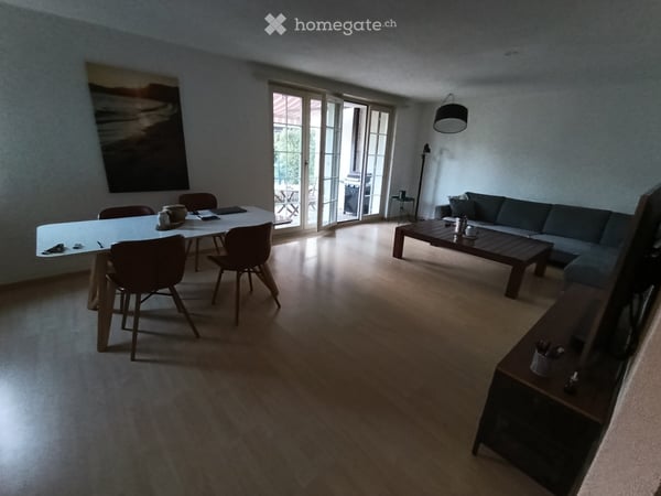 WG Zimmer Rorbas Flughafen 1