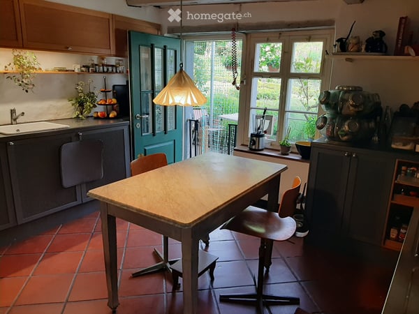 Möbliertes Zimmer zu vermieten / Wochenaufenthalter 4