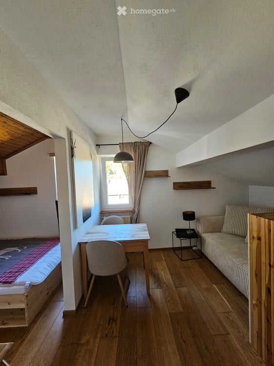 Möbliertes Dachstudio zu vermieten 3