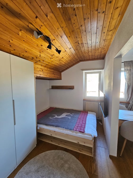 Möbliertes Dachstudio zu vermieten 4
