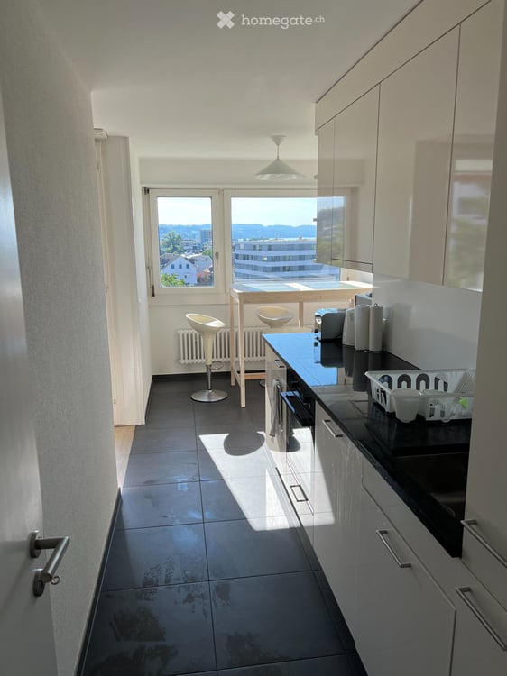 Grosse möblierte Temporär-Wohnung in Freienbach-Pfäffikon SZ 4