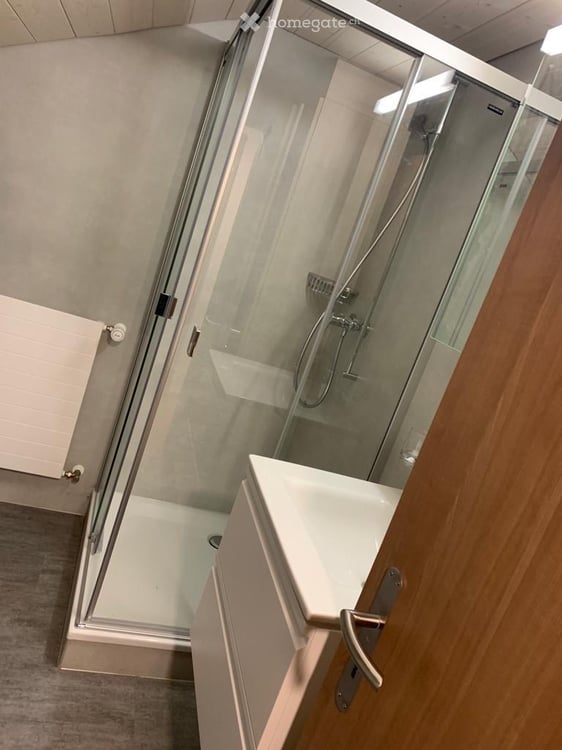 zu vermieten: 4.5-Zimmer-Wohnung, 2. OG 4