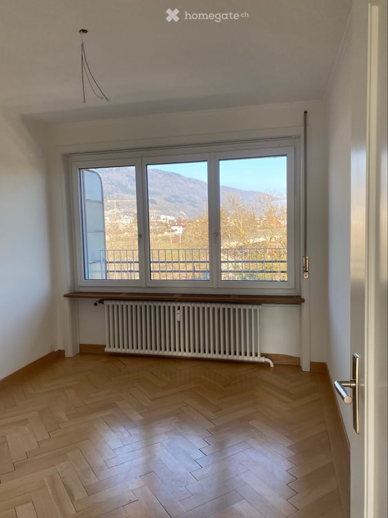 Schöne Hell 3.5 Zimmer Wohnung mit 2 Balkon 4
