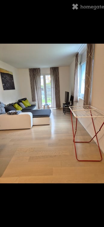 Moderne 3.5 Zimmer Wohnung mit Garten per sofort 5