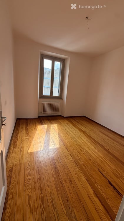 Affittiamo bellissimo 4,5 completamente ristrutturato 4