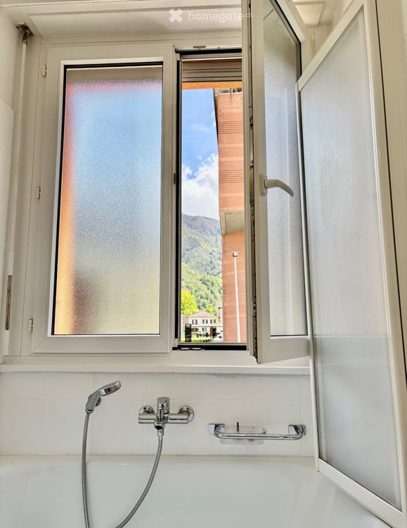 Appt.2½Bellinz. nuovo svincoloA2 , Garage, condom. incl. 3