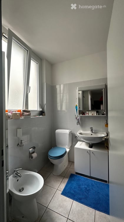 Subentrante appartamento 2.5 a Lugano zona USI 4