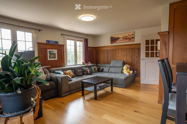 Viel Stauraum & Top-Anbindung | 2.5 Zimmer in Münchenbuchsee 2