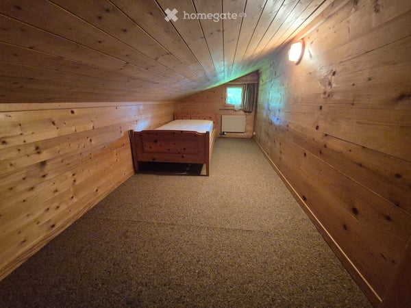 Charmante 2.5-Zimmer-Wohnung - möbliert und bezugsbereit 4