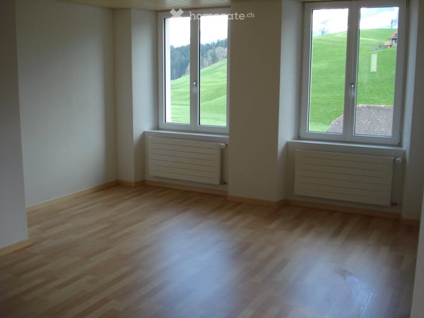 3.5-Zimmer-Dachwohnung mit Terrasse im 1.Stock 1
