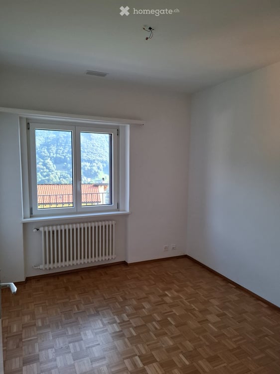 Casa unifamiliare Minergie con giardino e grottino a Insone 10